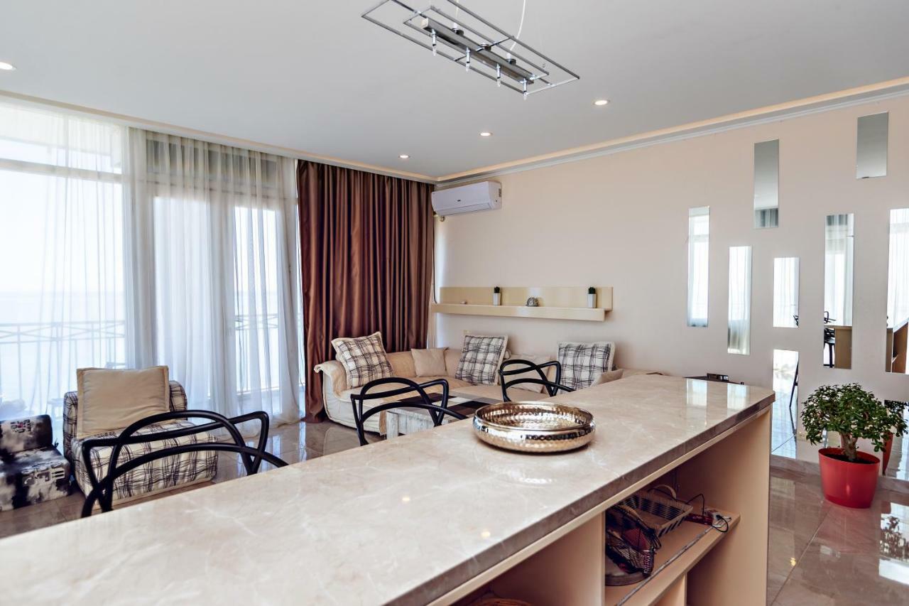 Apartment Magnolia Rustaveli 62 باتومي المظهر الخارجي الصورة